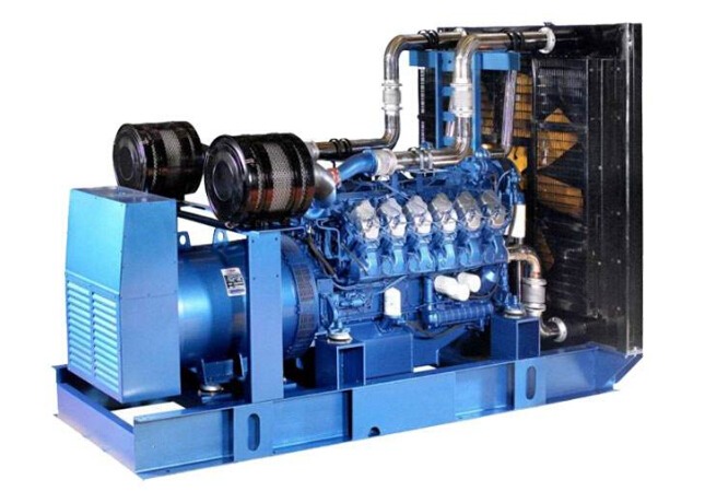 若尔盖康明斯30kw小型柴油二手发电机组